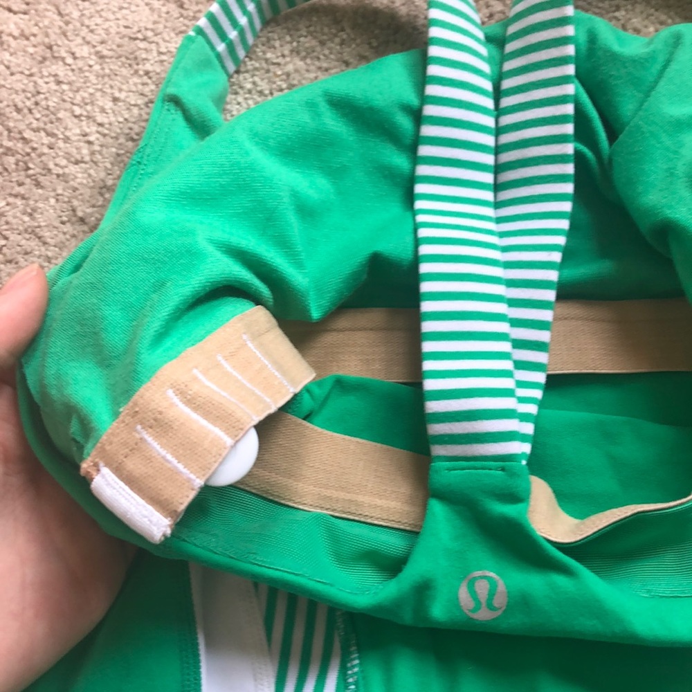 green lululemon tank size 2/4 built in bra - Picture 4 of 4